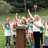 Janet Link and Girl Scouts from Tinicum Elementary